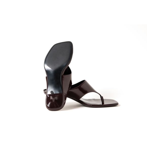 Dép xỏ ngón Berry Glow